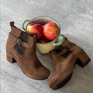 Sanita 'Peggy-Sue' Black Jodhpur Clog Boots